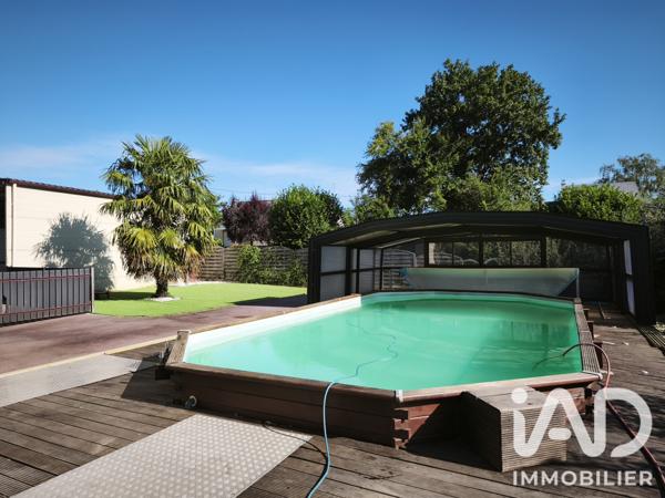 Maison à vendre 8 pièces 195 m² La Haie-Traversaine