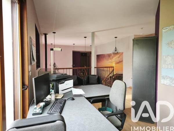 Maison à vendre 8 pièces 195 m² La Haie-Traversaine