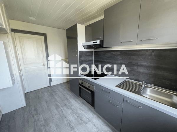 Location Appartement 3 pièces 56.44 m² - 16 AVENUE DU MARECHAL LECLERC Charleville Mezieres 08000