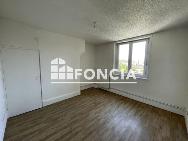 Location Appartement 3 pièces 56.44 m² - 16 AVENUE DU MARECHAL LECLERC Charleville Mezieres 08000