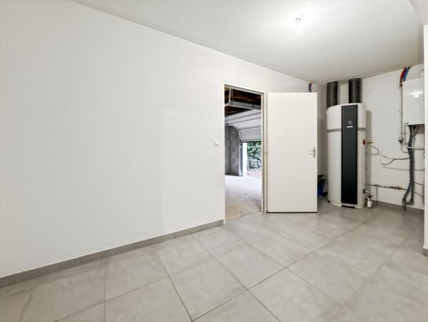 Arnas (69400) ARNAS - Maison contemporaine 4 chambres avec suite parentale de plain pied, jardin et garage