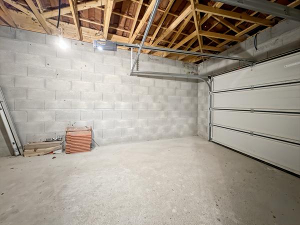 Arnas (69400) ARNAS - Maison contemporaine 4 chambres avec suite parentale de plain pied, jardin et garage