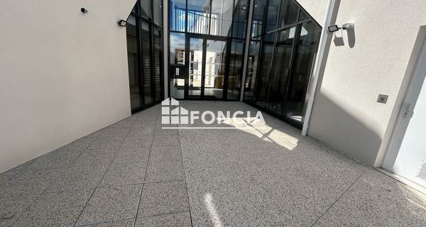 Location Studio meublé 17.96 m² - Saint-priest 69800