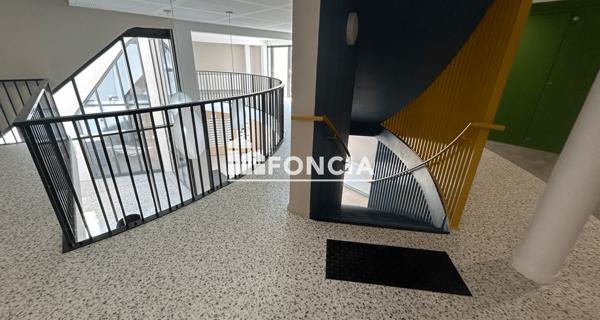 Location Studio meublé 17.96 m² - Saint-priest 69800