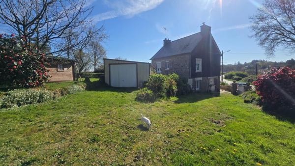 Maison à MELLIONNEC, 22110 - 6 pièces 90m²