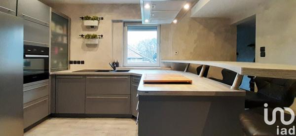 Maison 2 pièces de 74 m² à Creutzwald (57150)