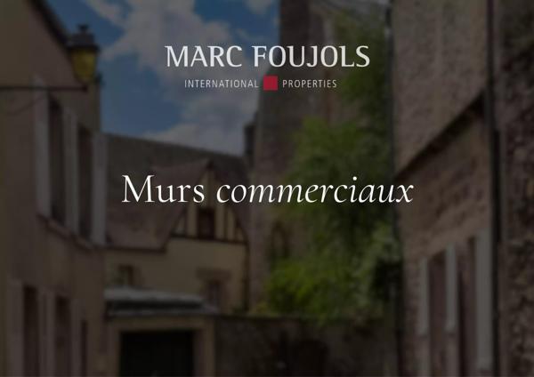 Murs commerciaux occupés dans le centre ville de Senlis