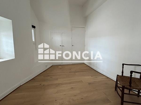 Location Appartement 4 pièces 150 m² - 15 RUE MADIER DE MONTJAU Valence 26000