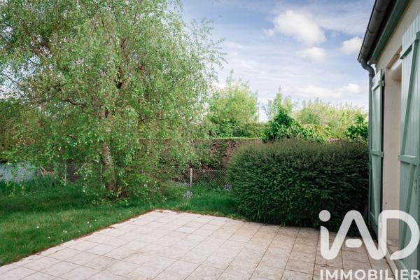 Maison à vendre 5 pièces 98 m² Chaufour-Notre-Dame