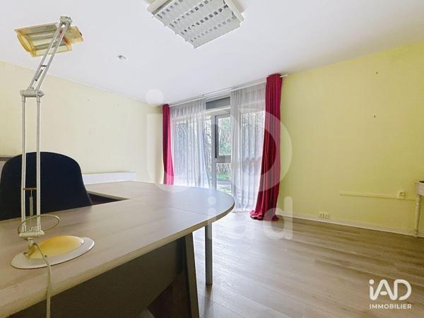 Location bureaux 70 m² Vaux-le-Pénil