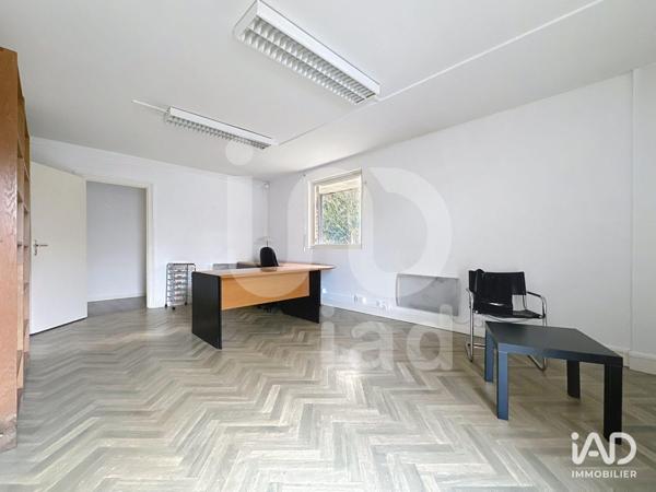 Location bureaux 70 m² Vaux-le-Pénil