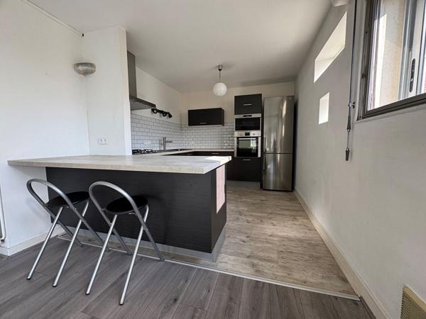 Appartement Clermont Ferrand - Appartement lumineux avec deux balcons plein sud, à deux pas du centre-ville - 88.23 m2