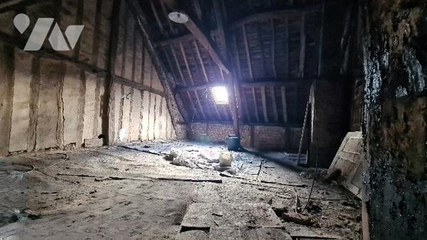 Maison de centre ville, 4 pcs 3 chambres + grenier + cave