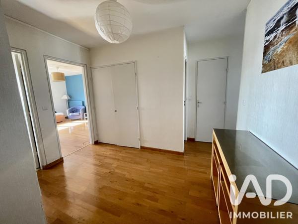 Location appartement 3 pièces 69 m² Tours