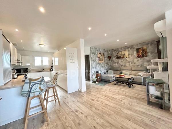 À VENDRE - Villa+Appartement - 8 pièces, 180m² - 5 chambres - garage - 2 terrasses -véranda- jardin - Proche mer - MAUGUIO (34)