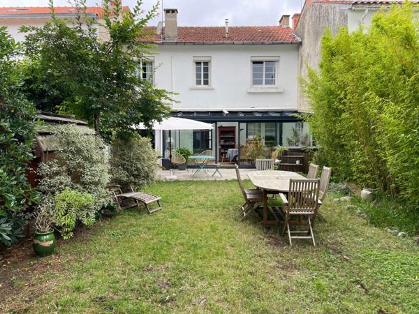 Vente Maison La rochelle 695 000 € HAI - 130 m2 - 4 Chambres - Réf. VM1128-TERREETMER17_