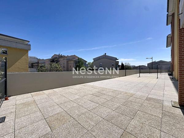 A VENDRE - MURET- Local professionnel d'environ 62 m² - Terrasse exceptionnelle