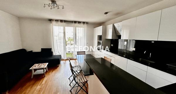 Location Appartement meublé 3 pièces 59.99 m² - Issy-les-moulineaux 92130
