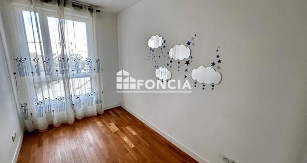 Location Appartement meublé 3 pièces 59.99 m² - Issy-les-moulineaux 92130