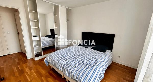 Location Appartement meublé 3 pièces 59.99 m² - Issy-les-moulineaux 92130