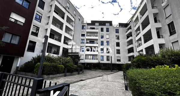 Location Appartement meublé 3 pièces 59.99 m² - Issy-les-moulineaux 92130