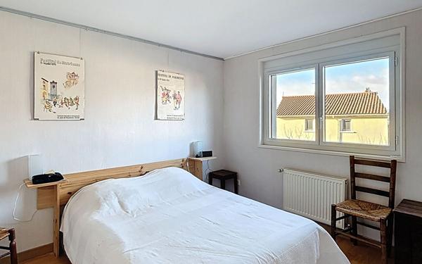 Maison à vendre    4 pièces •  Saint-Just-Saint-Rambert