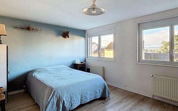 Maison à vendre    4 pièces •  Saint-Just-Saint-Rambert