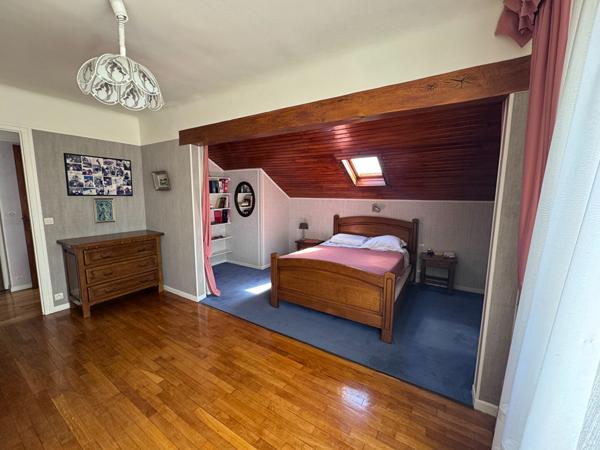 Maison familiale 155m2 - 3 chambres - véranda et garage