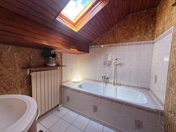 Maison familiale 155m2 - 3 chambres - véranda et garage