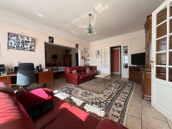 Maison familiale 155m2 - 3 chambres - véranda et garage