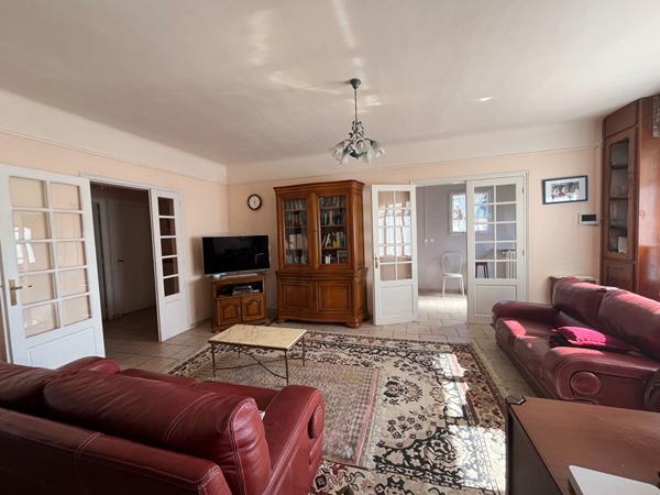 Maison familiale 155m2 - 3 chambres - véranda et garage