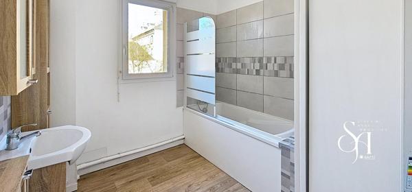 Rare à la vente, maison 3 chambres centre ville