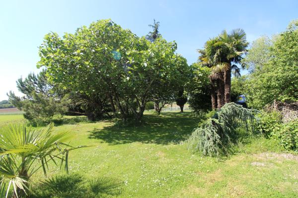 Armentieux (32230) Corps de ferme avec 8 hectares de terres