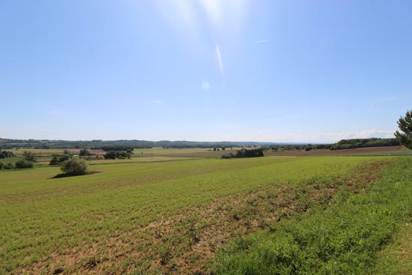 Armentieux (32230) Corps de ferme avec 8 hectares de terres
