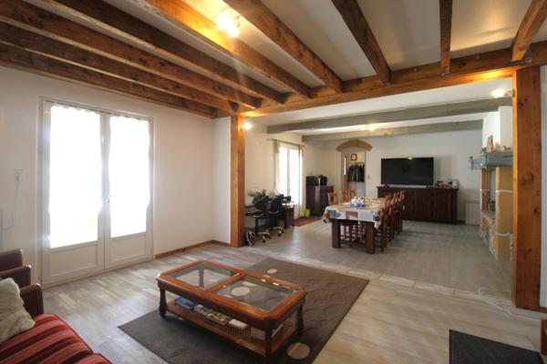 Armentieux (32230) Corps de ferme avec 8 hectares de terres