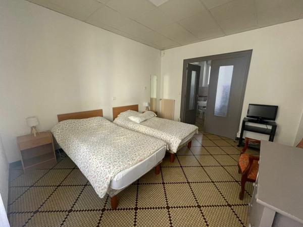 Appartement à louer    1 pièce •  Dax