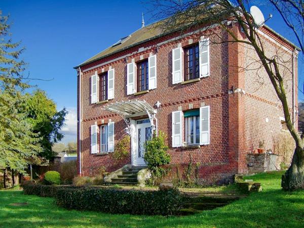 Maison à vendre    4 pièces • 87,30 m2 Gournay-en-Bray
