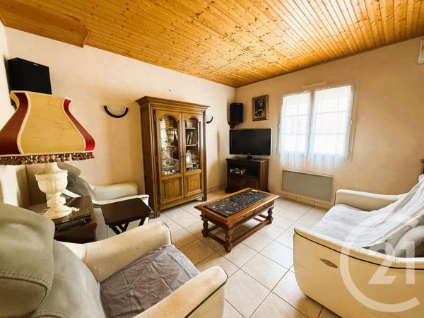 Maison à vendre  3 pièces - 74,20 m 2   GIVRAND  - 85