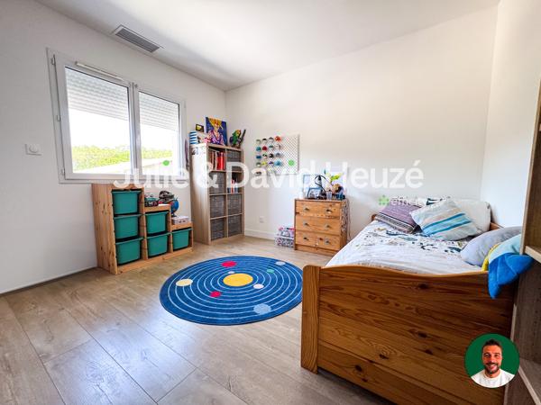 Maison
         4 pièces
        - 100 m² Exclusivité 499 000 € *
