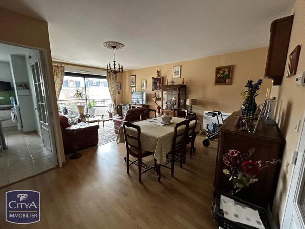 Appartement à vendre 3 pièces 82m² Cambrai (59400)