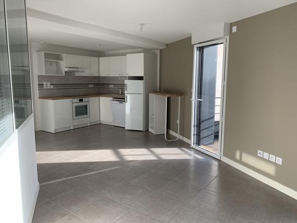 T2 avec terrasse et garage boxé quartier les Minimes