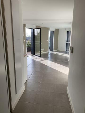 T2 avec terrasse et garage boxé quartier les Minimes