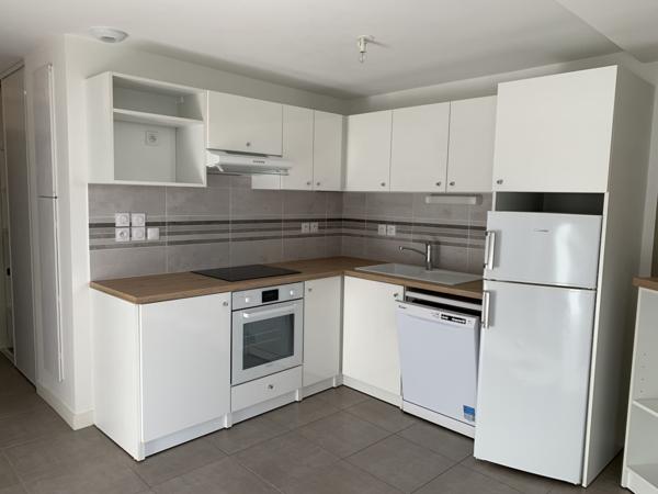 T2 avec terrasse et garage boxé quartier les Minimes