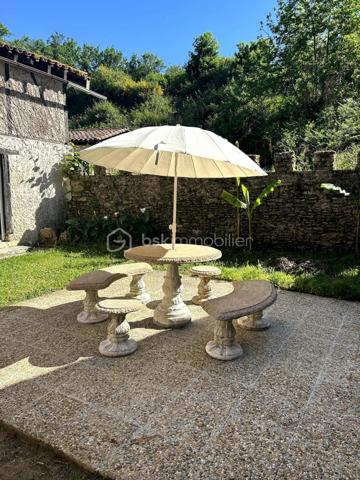 Maison ancienne de 287 m²