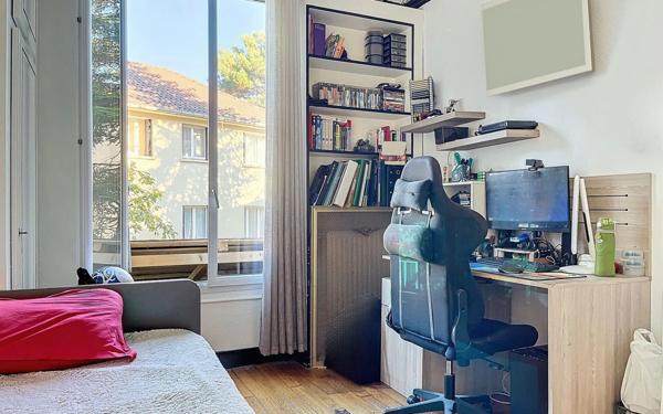 Appartement à vendre    2 pièces • 40,79 m2 Montreuil