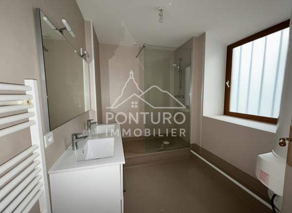 DUPLEX DE CHARME EN HYPERCENTRE