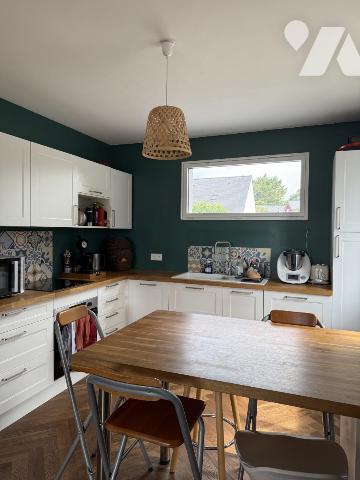 A VENDRE MAISON FAMILIALE 5 chambres VANNES proximité écoles et gare