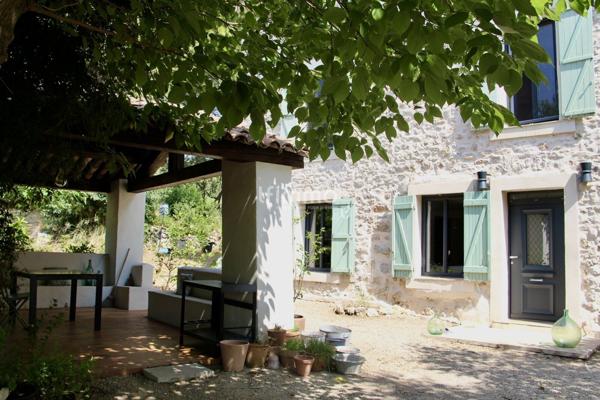 Bastide du 18e entièrement rénovée