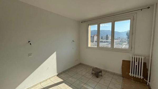 Appartement à louer à Privas (07000)