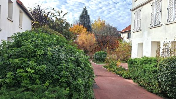 Appartement à vendre 4 pièces VILLEJUIF (94)